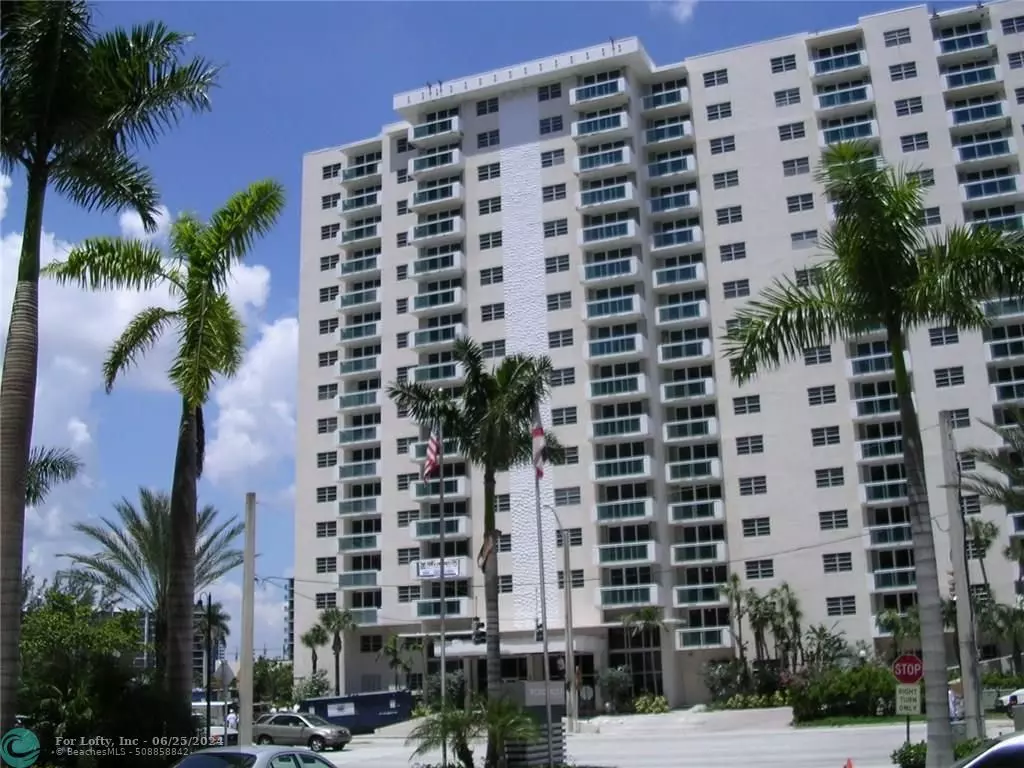 Hollywood, FL 33019,3000 S Ocean Dr  #1206