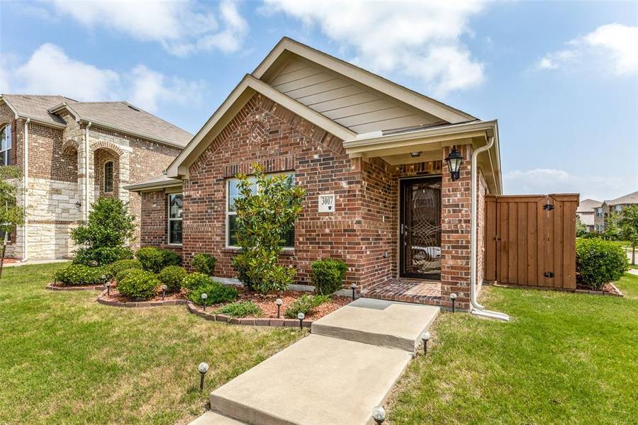 3007 Buckthorn Street, Heartland, TX 75126