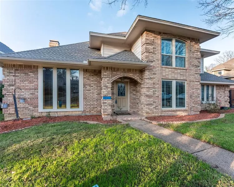 5907 Derek Street, Arlington, TX 76016