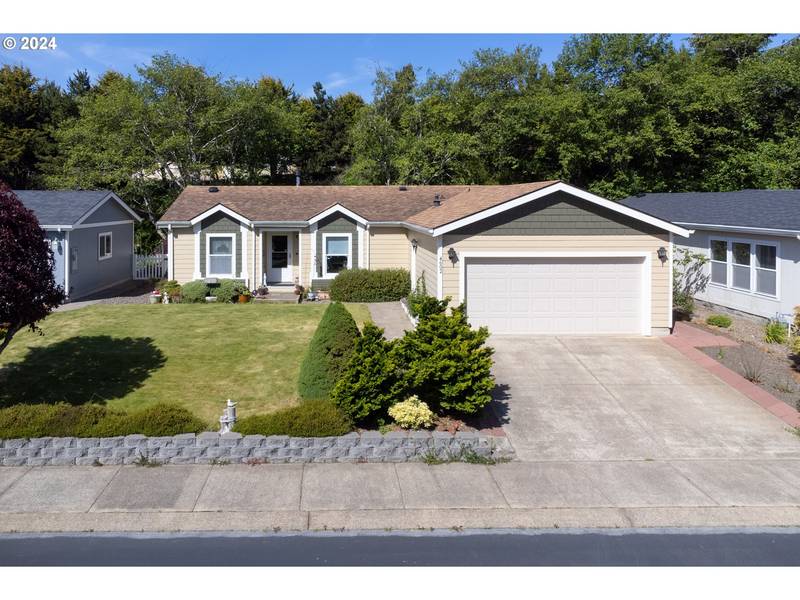 4602 SE HERON LOOP, Lincoln City, OR 97367