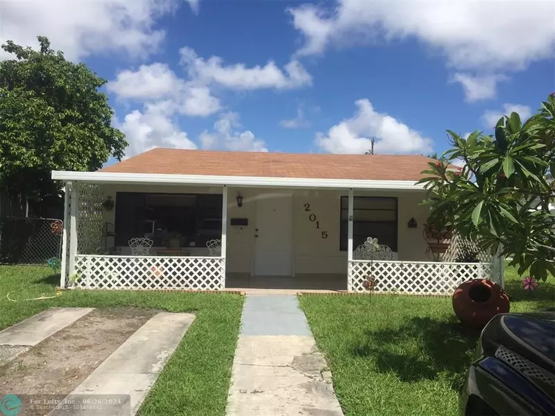 2015 NE 182nd St, North Miami Beach, FL 33162