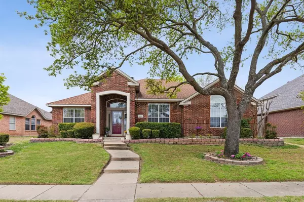 Rowlett, TX 75087,6513 Warwick Drive