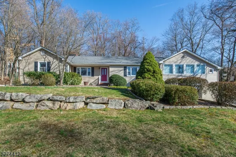 422 Terhune Dr, Wayne Twp., NJ 07470