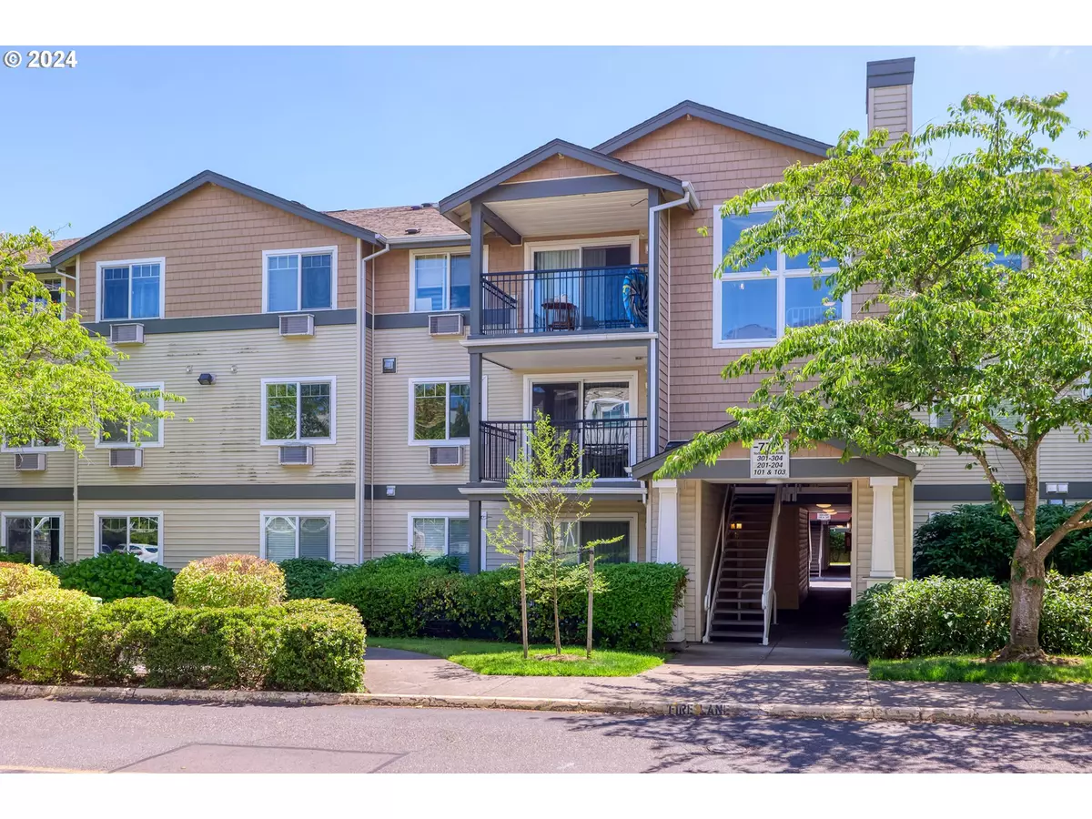 Beaverton, OR 97006,770 NW 185TH AVE #203