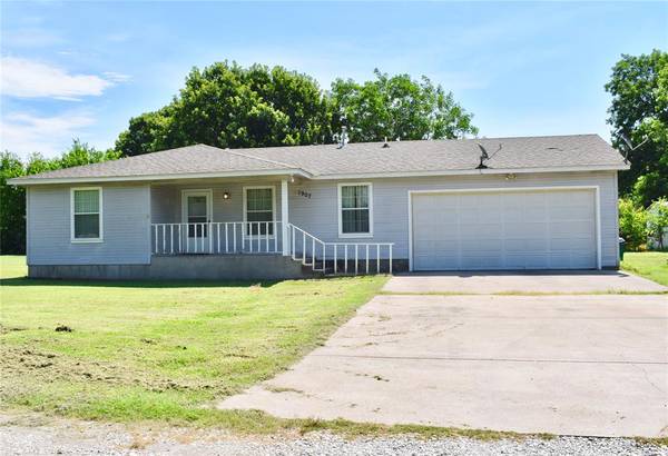 1907 W Highway 82,  Gainesville,  TX 76240