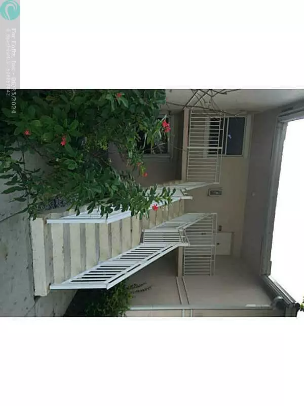 Pembroke Pines, FL 33025,11300 SW 13th St  #202