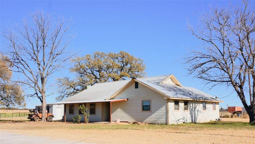 981 Comanche CR 340, Gustine, TX 76446