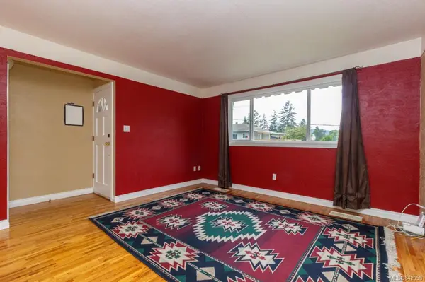 Colwood, BC V9B 2J2,2939 Cuthbert Pl