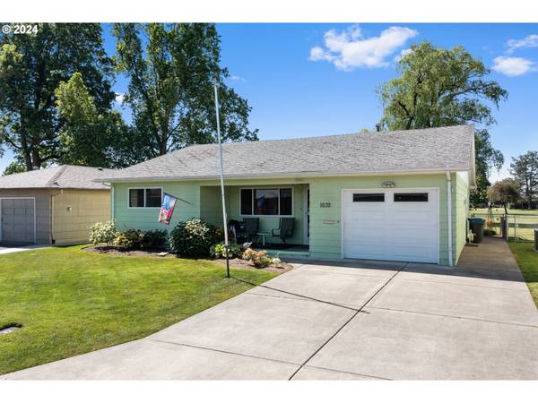 1632 NEWPORT WAY, Woodburn, OR 97071