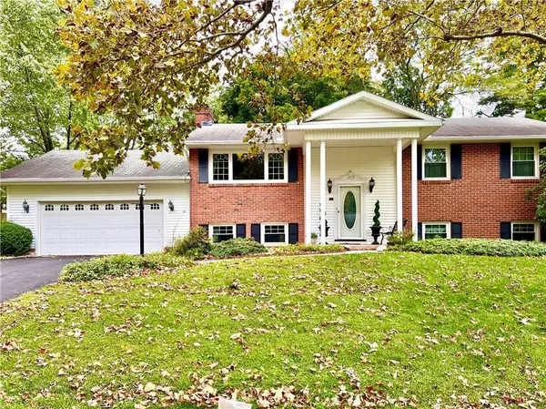 13 Applewood Drive, Easton, PA 18045