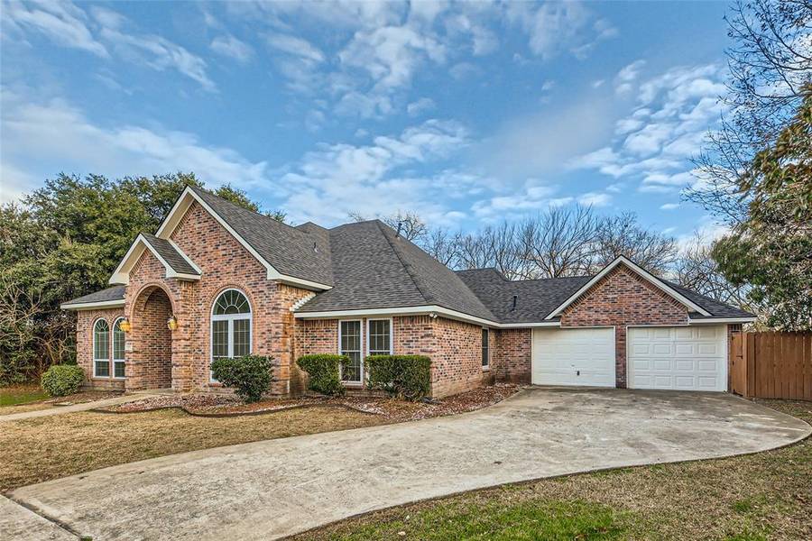 101 Bent Creek Drive, Garland, TX 75040