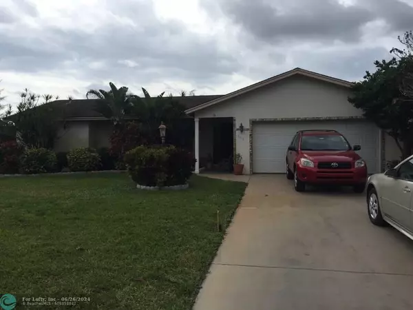 3510 Coelebs Ave, Boynton Beach, FL 33436