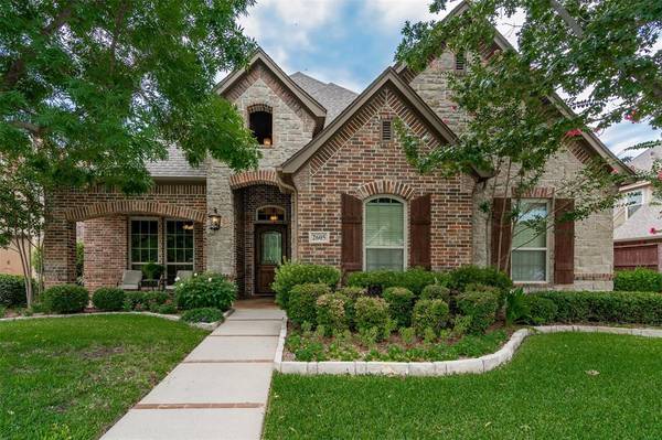 2605 Woodson Circle, Bedford, TX 76021