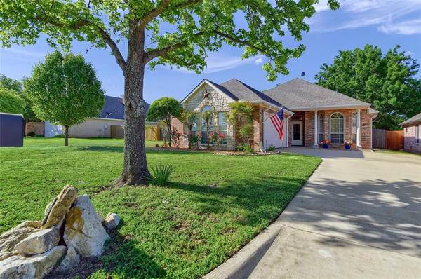 43 Greenway Bend, Pottsboro, TX 75076