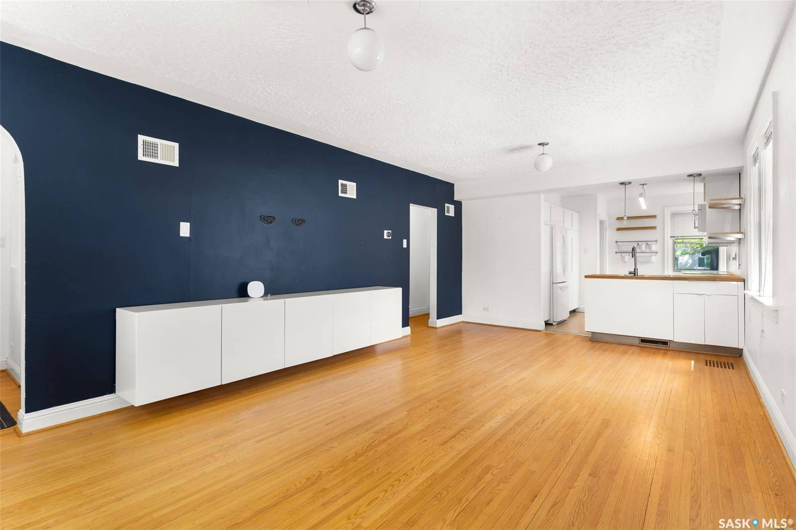 Regina, SK S4T 2R1,2261 Robinson STREET