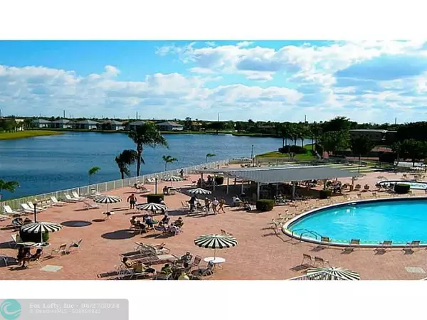 15492 Lakes Of Delray Blvd  #208, Delray Beach, FL 33484