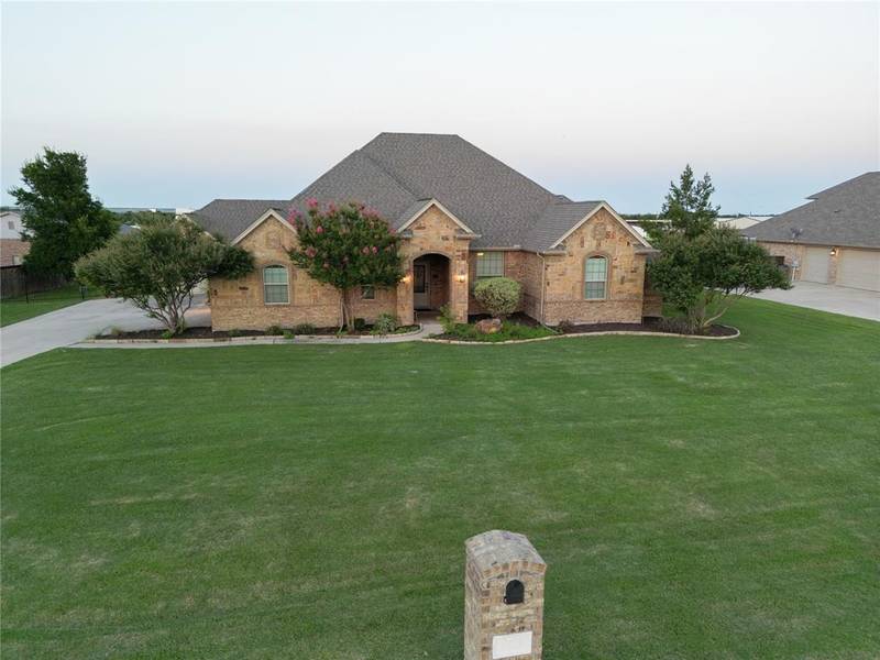 241 Addison Drive, Hudson Oaks, TX 76087