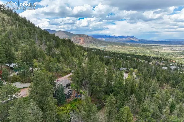 Colorado Springs, CO 80906,3965 Laura RD