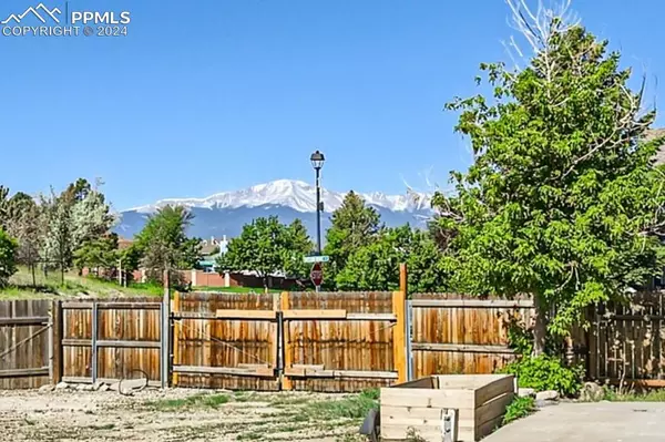 Colorado Springs, CO 80920,9490 Melbourne DR