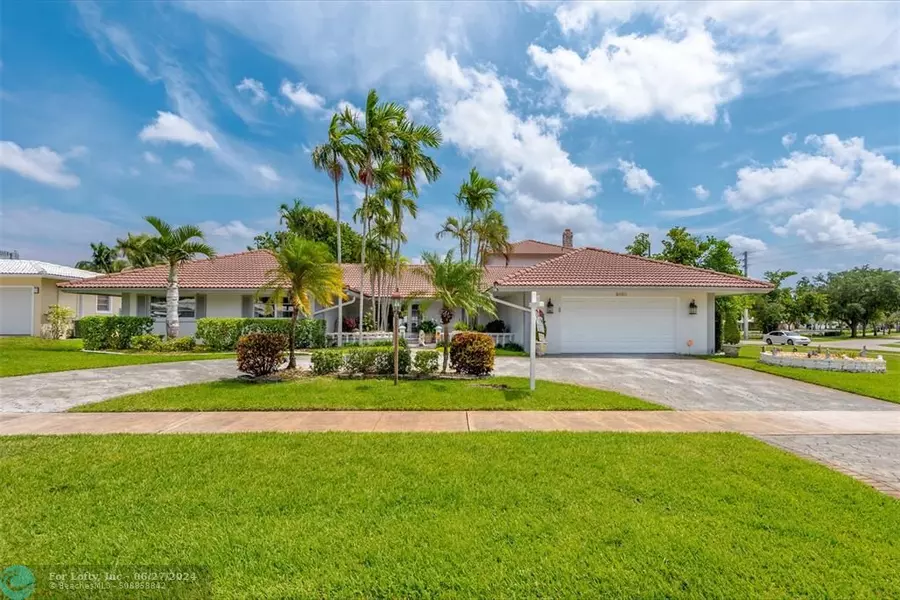 3480 Buchanan St, Hollywood, FL 33021