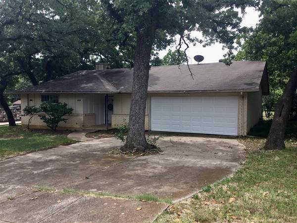 3416 Oak Haven Drive, Forest Hill, TX 76119