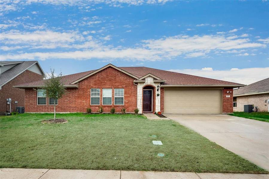 1707 Westgate Drive, Terrell, TX 75160