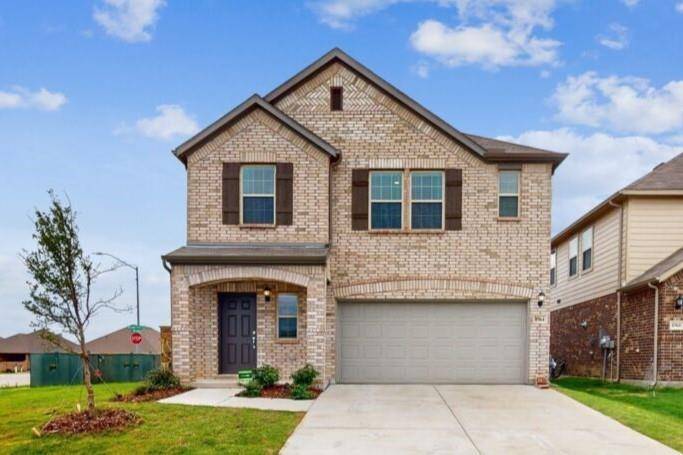 8964 Bronze Meadow Drive, Fort Worth, TX 76131