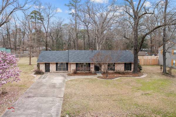 8405 Dogwood Trail, Haughton, LA 71037