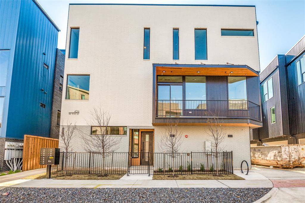 Dallas, TX 75208,426 W 9th Street #101