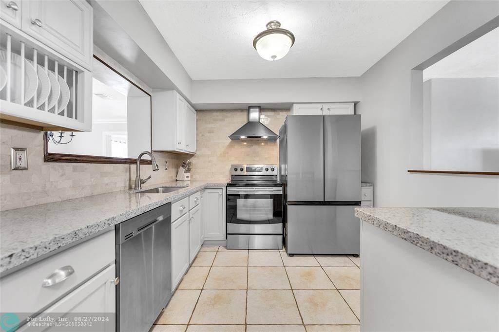 Fort Lauderdale, FL 33304,1524 NE 14th Ter