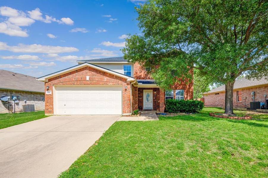 512 Darlene Trail, Euless, TX 76039