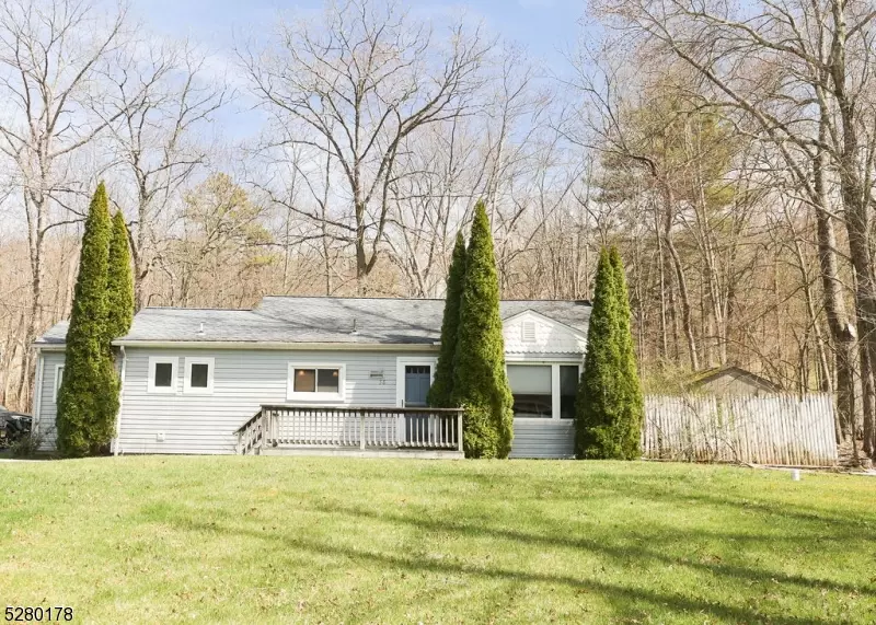 38 Compass Ave, West Milford Twp., NJ 07480