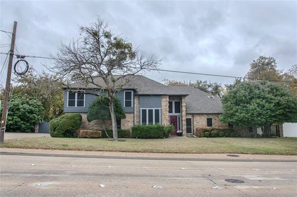 715 E Wheatland Road, Duncanville, TX 75116