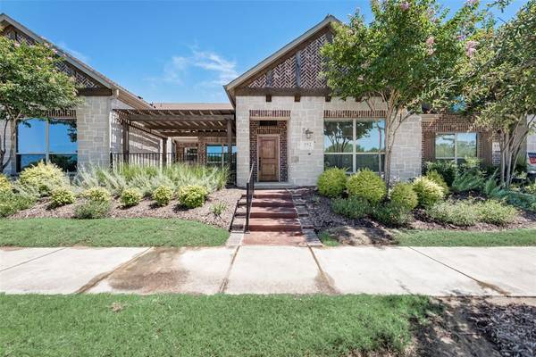 892 Hatton Sumner Place, Arlington, TX 76005