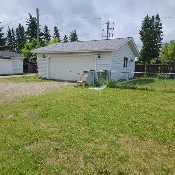 Edson, AB T7E 1K8,4903 7 Avenue