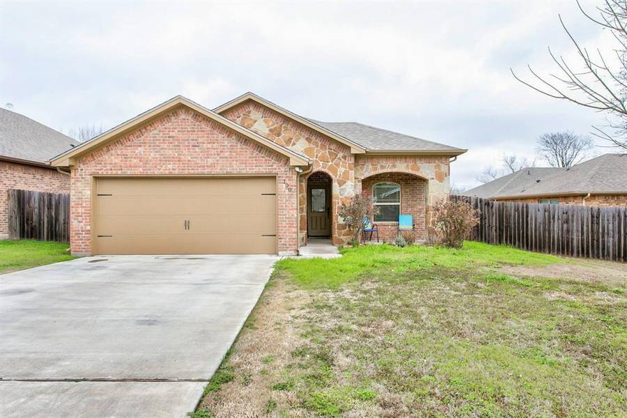 100 Hilltop Avenue, Godley, TX 76044