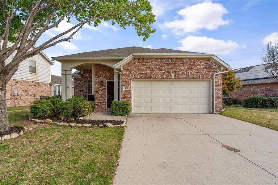 432 Baverton Lane, Fort Worth, TX 76052