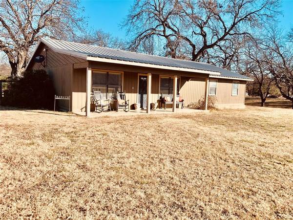 1105 Indian Creek Drive, Comanche, TX 76442