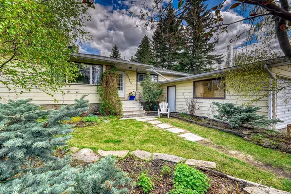 Calgary, AB T3B 2B7,5924 Bow CRES NW