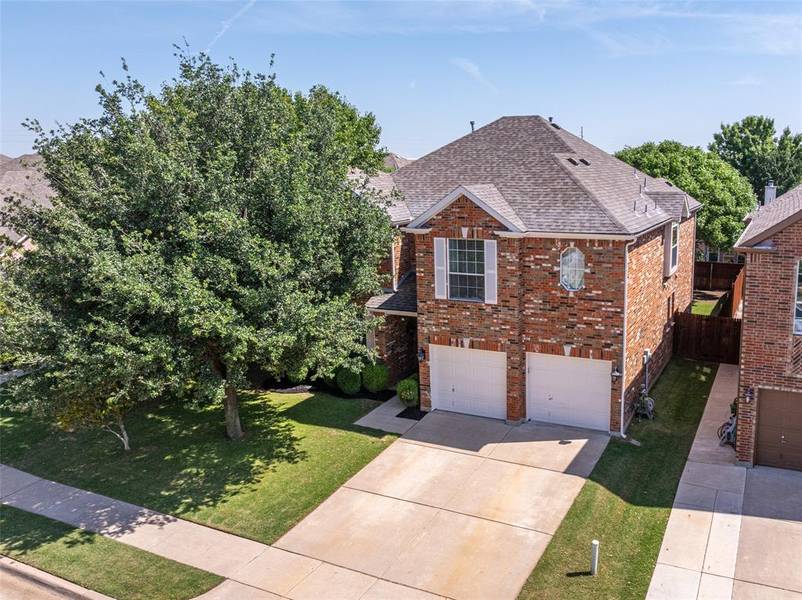 2813 Maple Creek Drive, Fort Worth, TX 76177