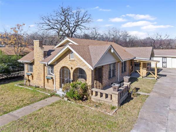 4715 Hampshire Boulevard, Fort Worth, TX 76103