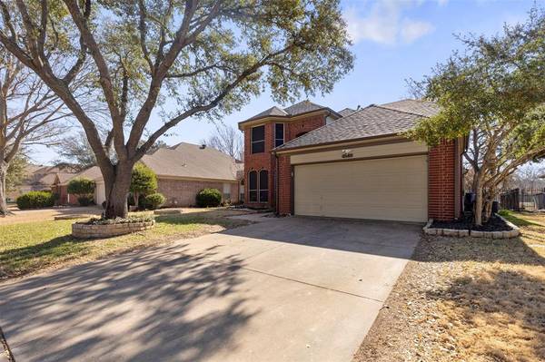 2741 Lakeside Drive, Burleson, TX 76028