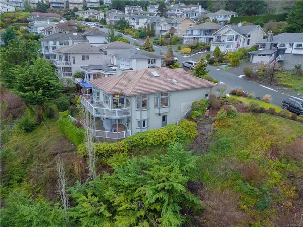 Cobble Hill, BC V0R 1L1,3737 Marine Vista