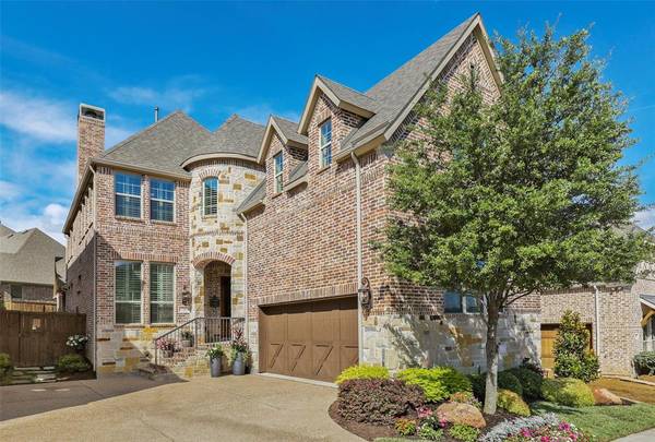 731 Ontzlake Drive, Lewisville, TX 75056