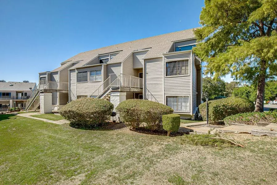 426 Yacht Club #A, Rockwall, TX 75032