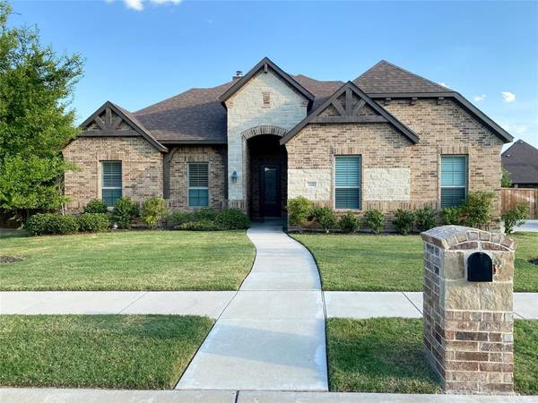 7222 Lone Star Way, Midlothian, TX 76065