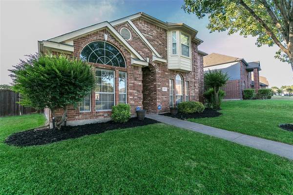 1521 Mill Creek Drive, Desoto, TX 75115