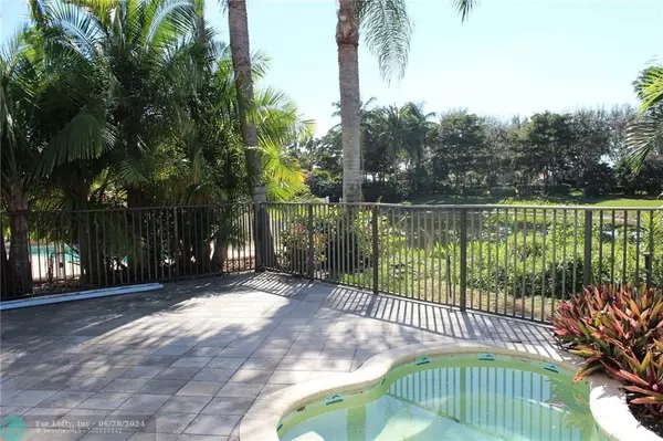 Delray Beach, FL 33446,7350 W Mercada Way