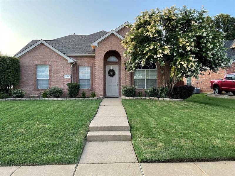 1007 Huntington Trail, Mansfield, TX 76063