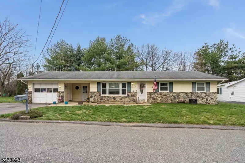 520 Guy Rd, Lopatcong Twp., NJ 08865